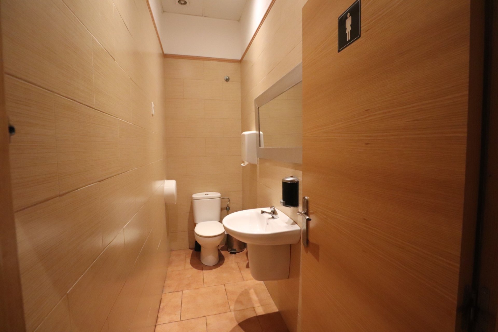 Venta - Commercial - Ciudad Quesada - Ciudad Quesada - Town