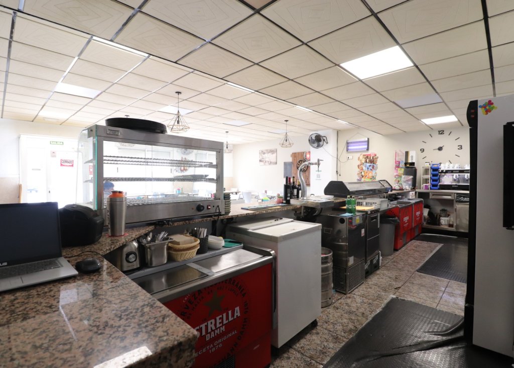 Venta - Commercial - Formentera del Segura - Formentera - Village