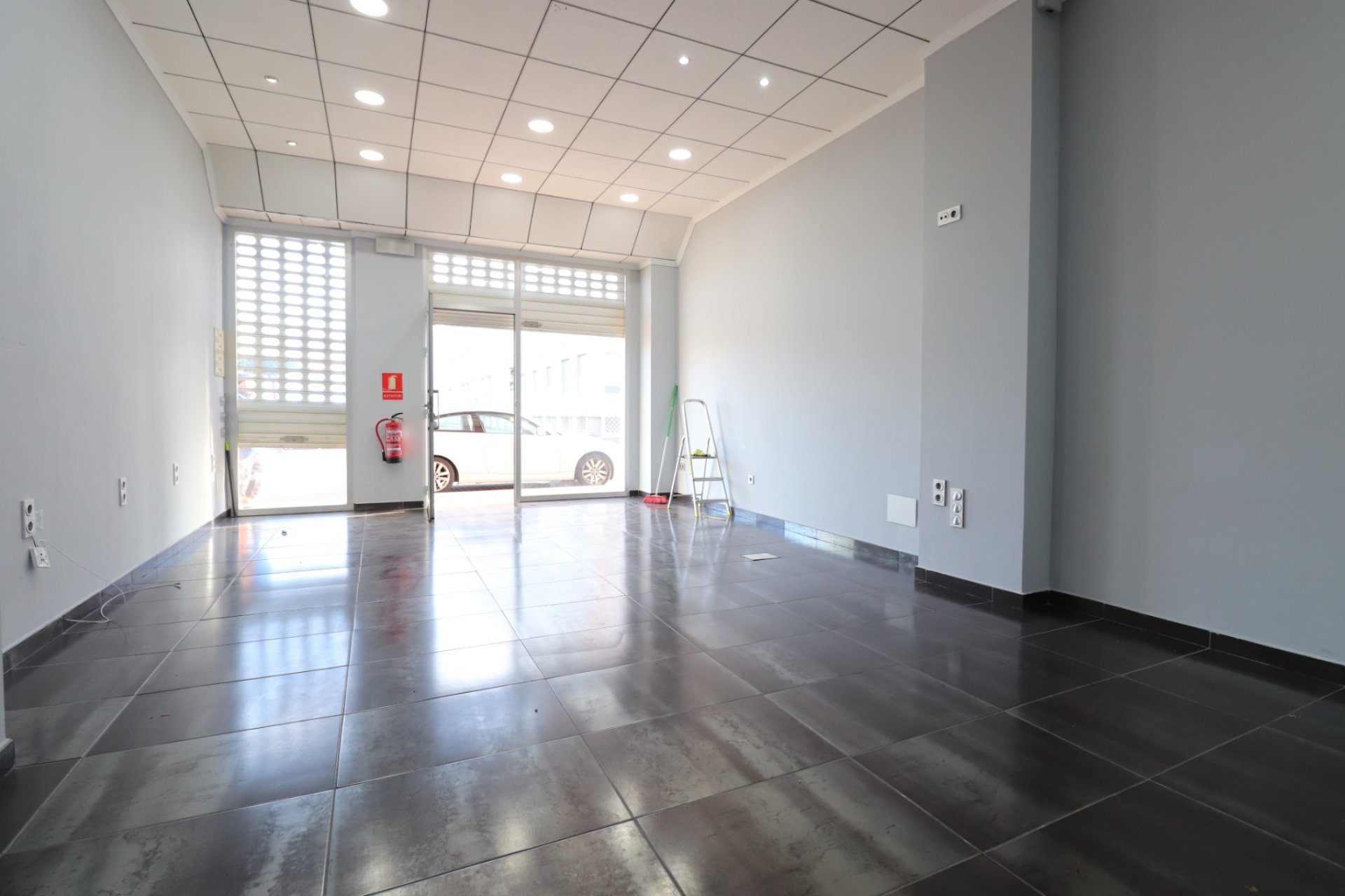 Venta - Commercial - Formentera del Segura - Formentera - Village