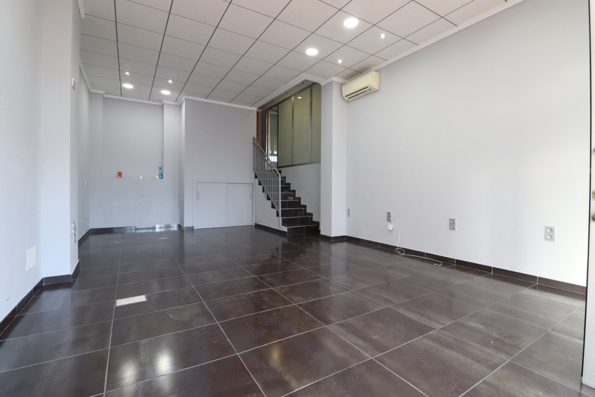 Venta - Commercial - Formentera del Segura - Formentera - Village