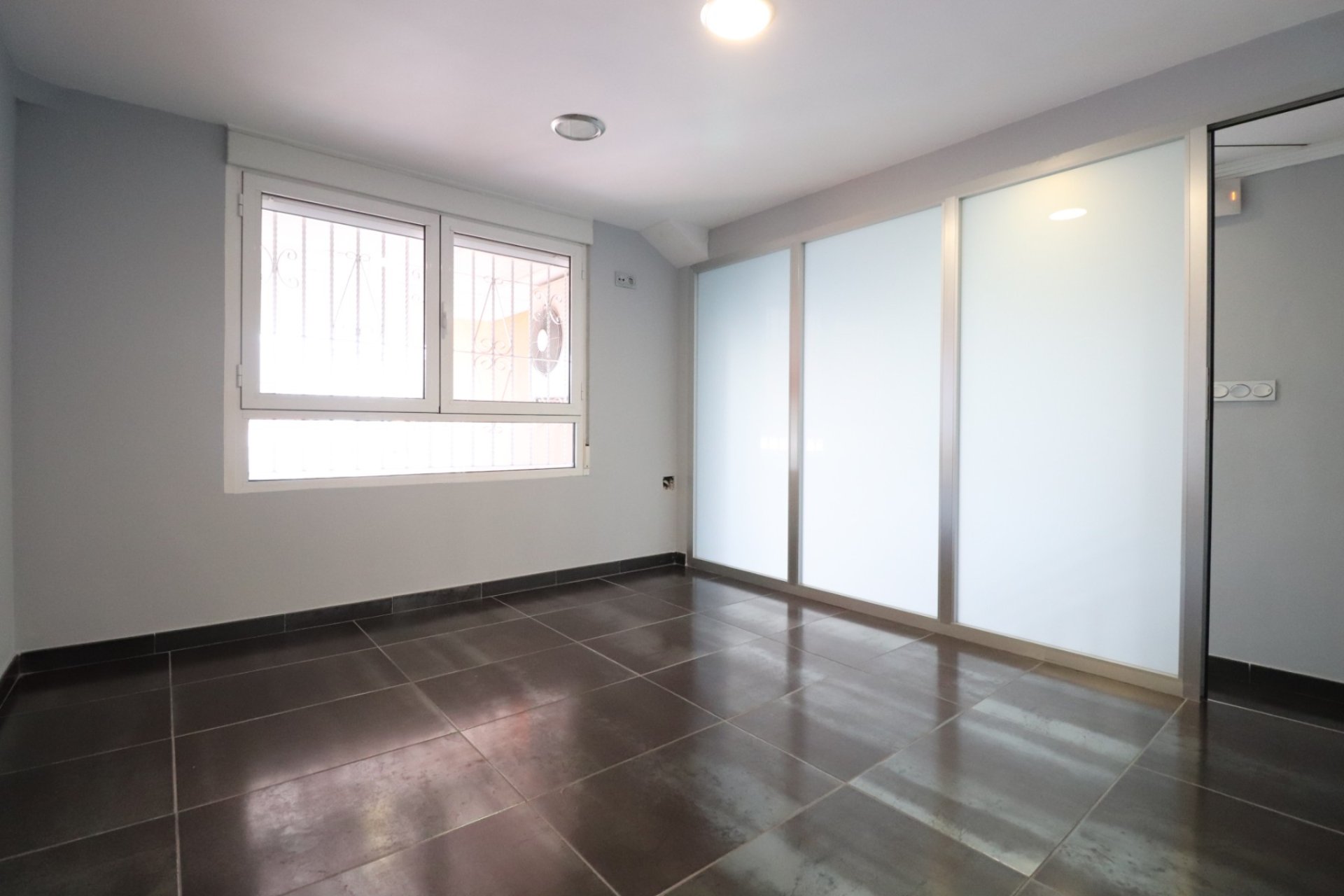 Venta - Commercial - Formentera del Segura - Formentera - Village