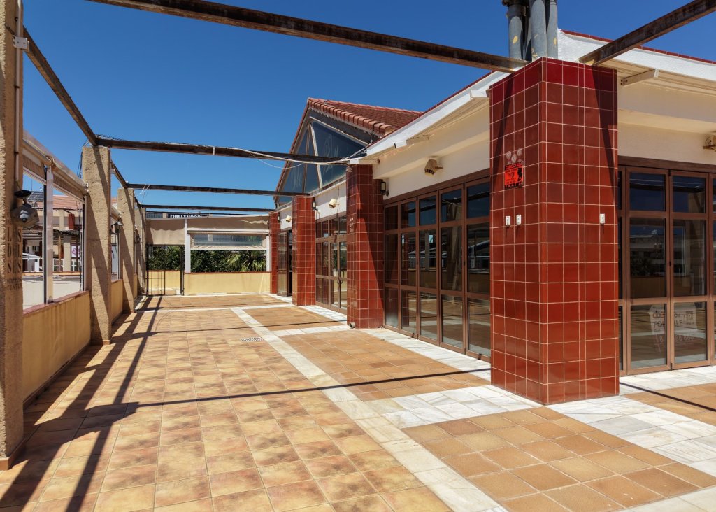 Venta - Commercial (Freehold) - Orihuela Costa - Los Dolses