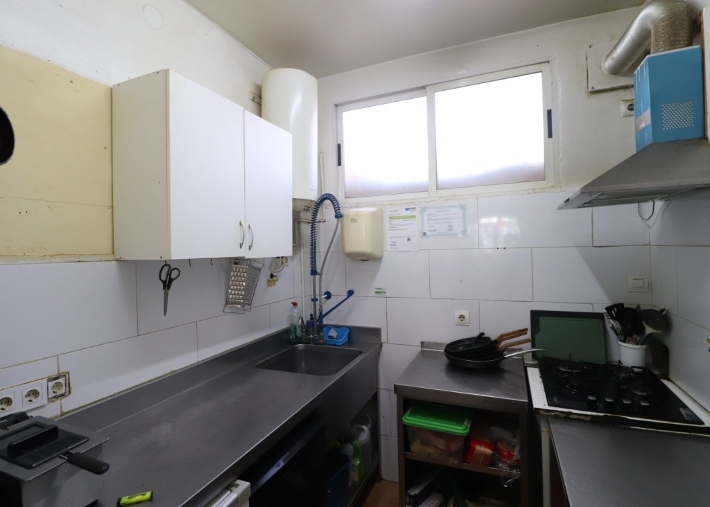 Venta - Commercial (Freehold) - Torrevieja - El Chaparral