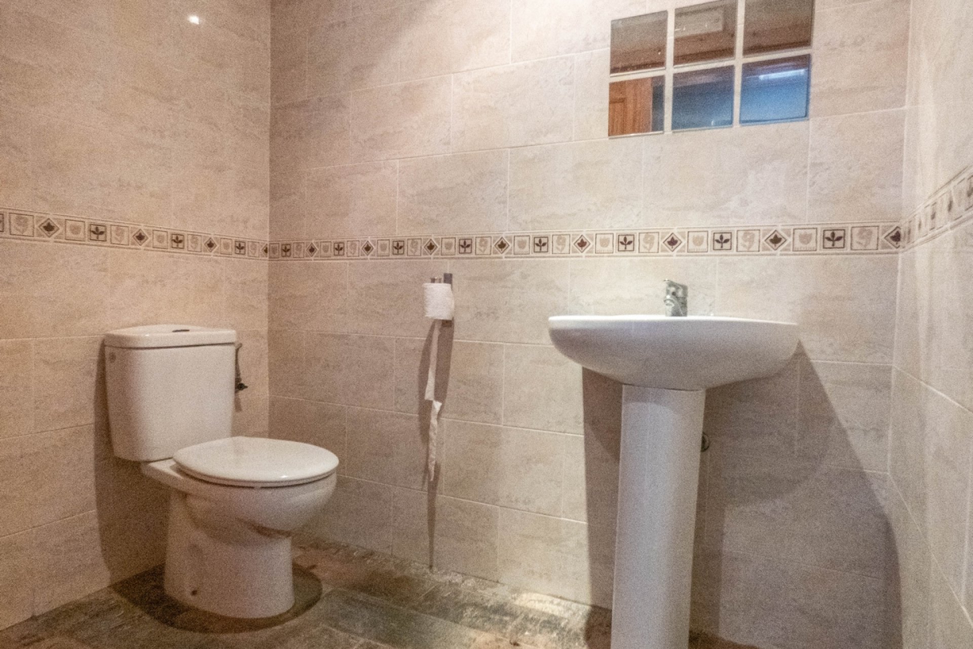 Venta - Commercial - La Finca Golf - Algorfa