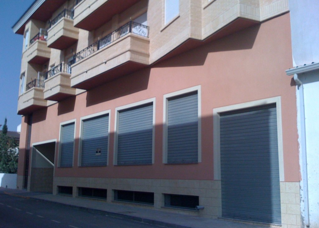 Venta - Commercial - Los Montesinos