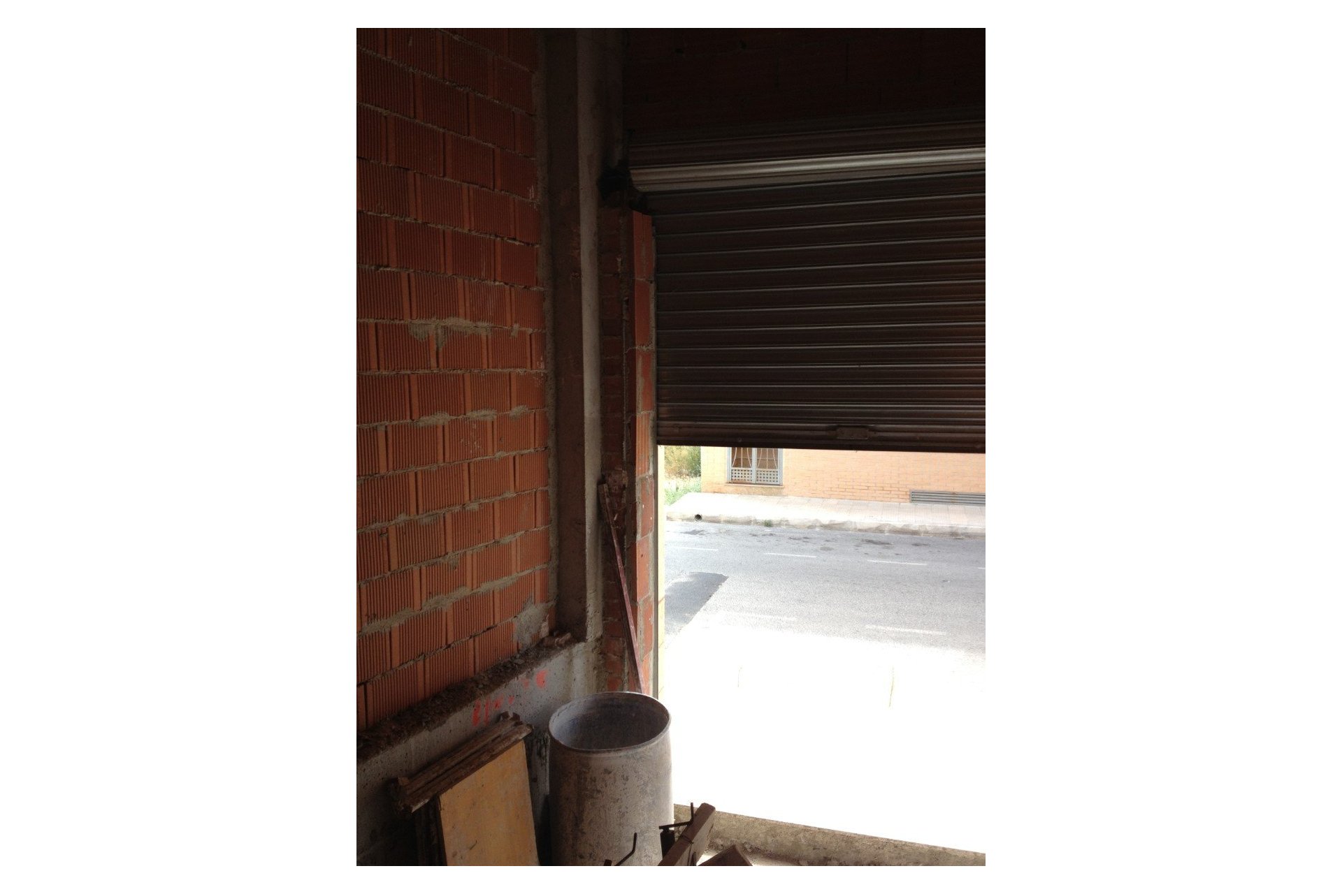 Venta - Commercial - Los Montesinos