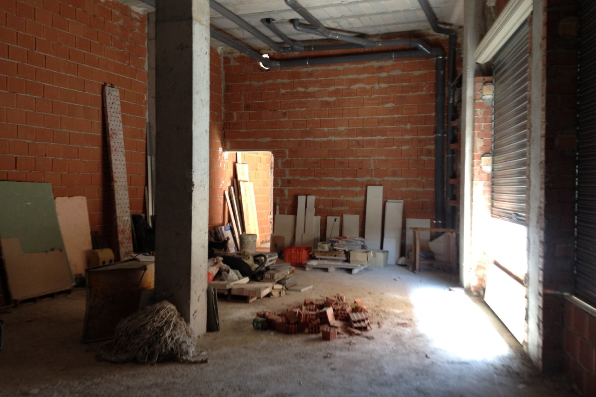 Venta - Commercial - Los Montesinos