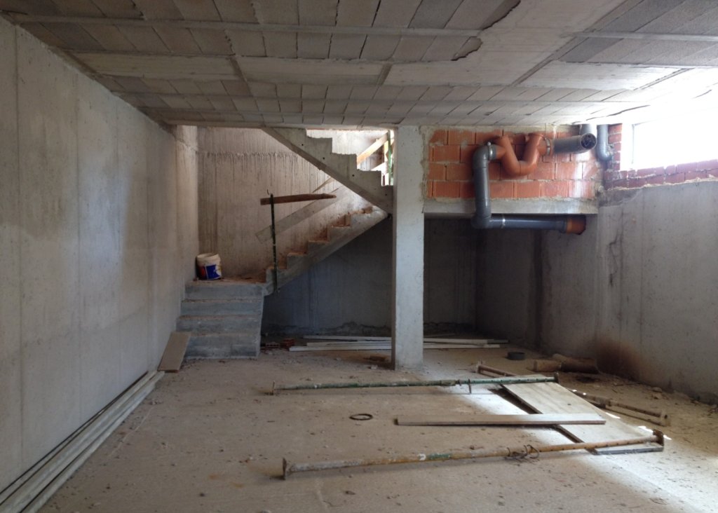 Venta - Commercial - Los Montesinos