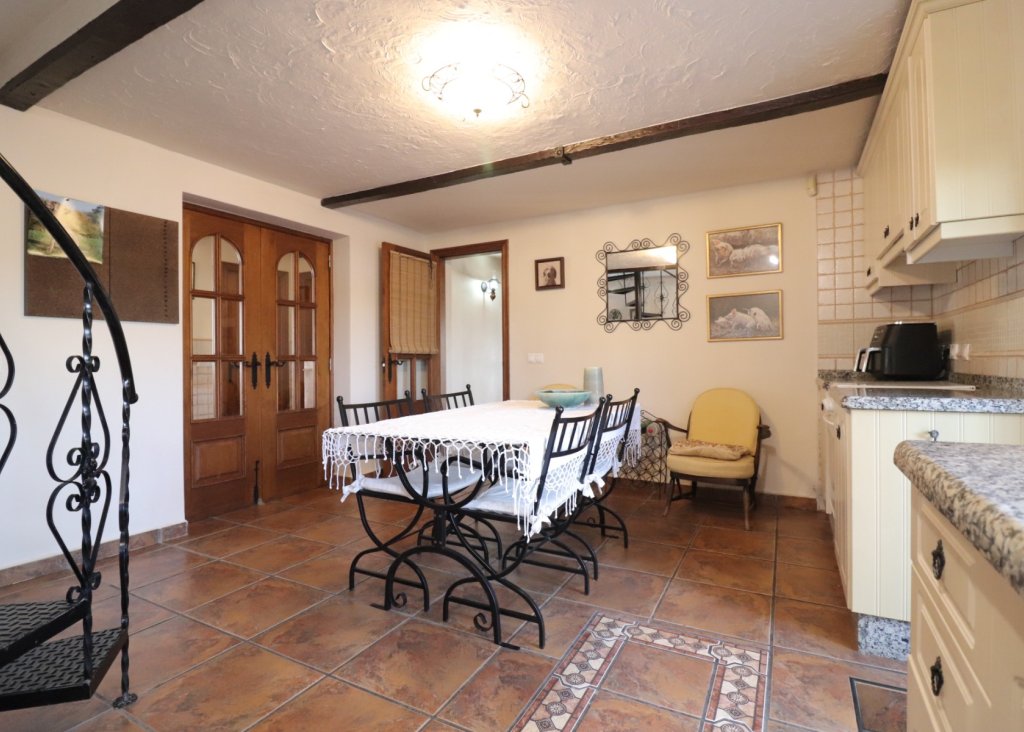Venta - Finca / Country Property - Albatera - Albatera - Country