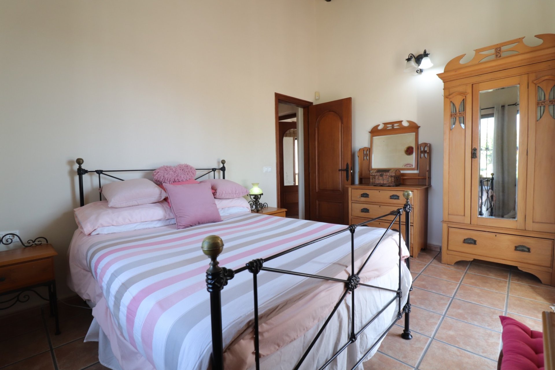 Venta - Finca / Country Property - Albatera - Albatera - Country