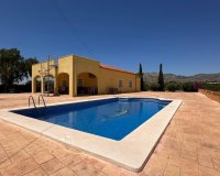 Venta - Finca / Country Property - Albatera - Albatera - Country