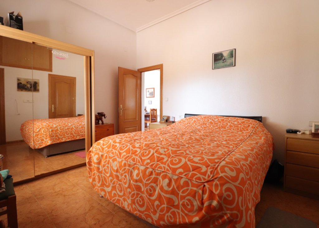 Venta - Finca / Country Property - Albatera - Albatera - Country