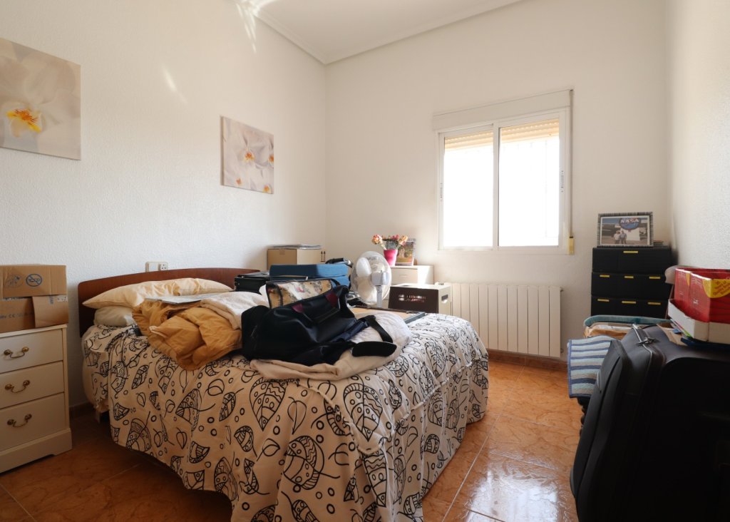 Venta - Finca / Country Property - Albatera - Albatera - Country
