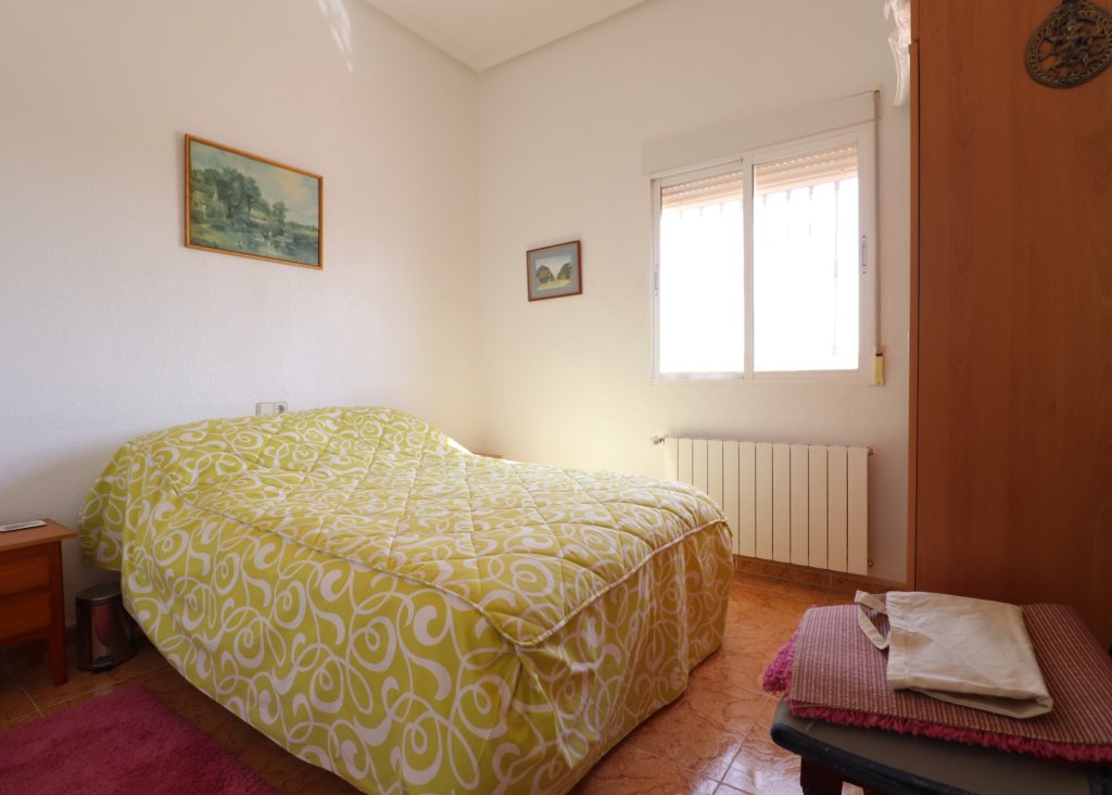 Venta - Finca / Country Property - Albatera - Albatera - Country