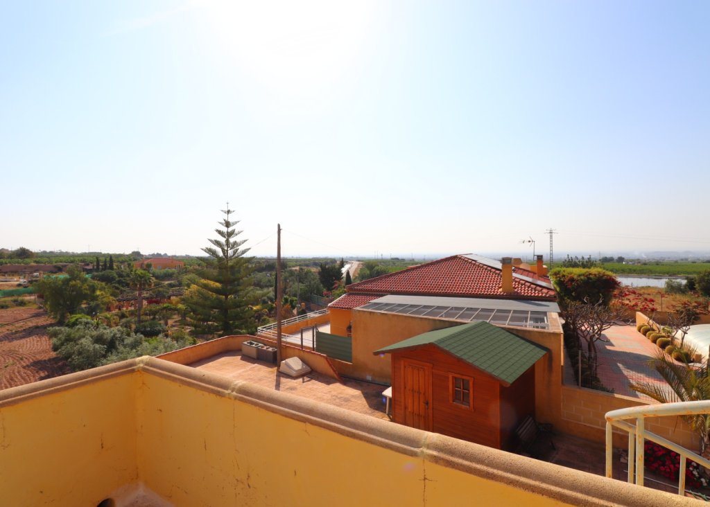 Venta - Finca / Country Property - Albatera - Albatera - Country
