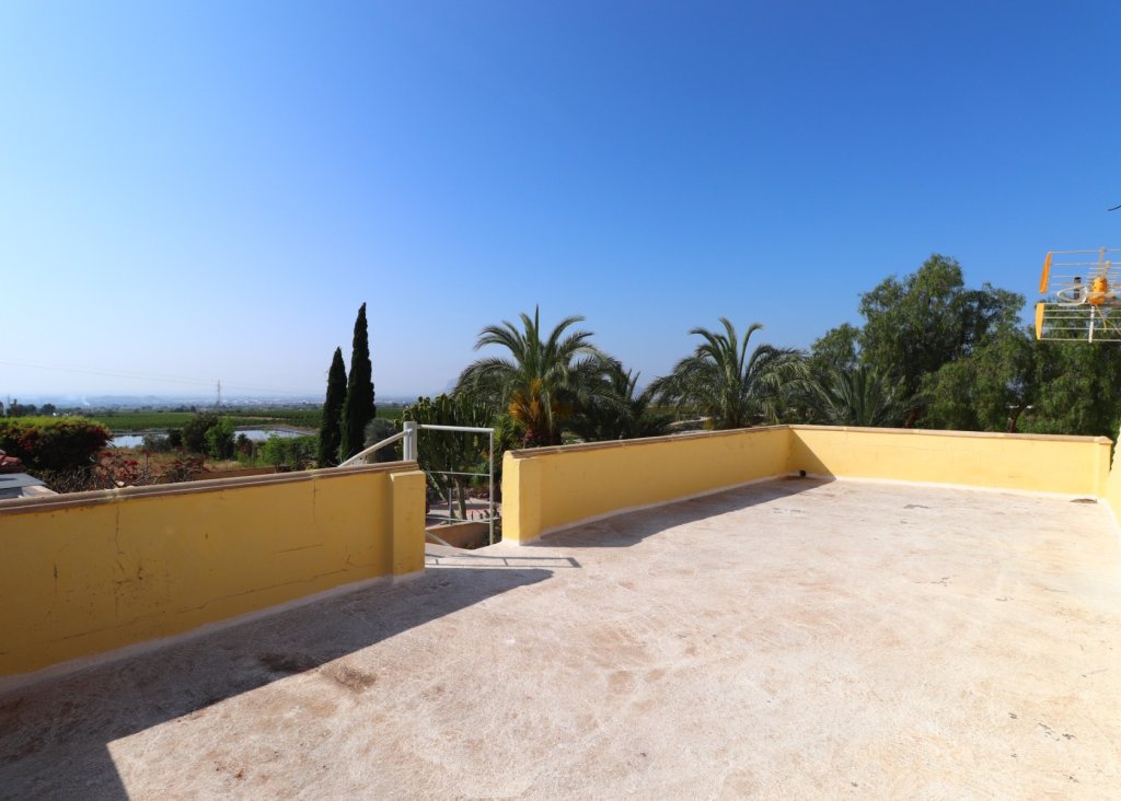 Venta - Finca / Country Property - Albatera - Albatera - Country