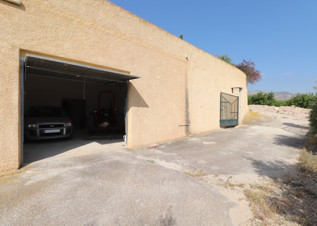 Venta - Finca / Country Property - Albatera - Albatera - Country
