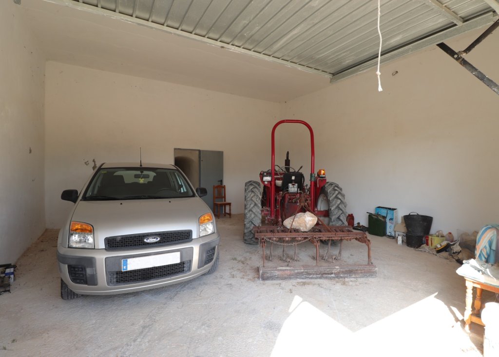 Venta - Finca / Country Property - Albatera - Albatera - Country