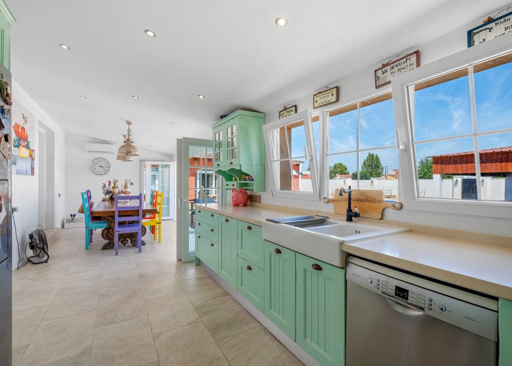 Venta - Finca / Country Property - Almoradí - Las Heredades