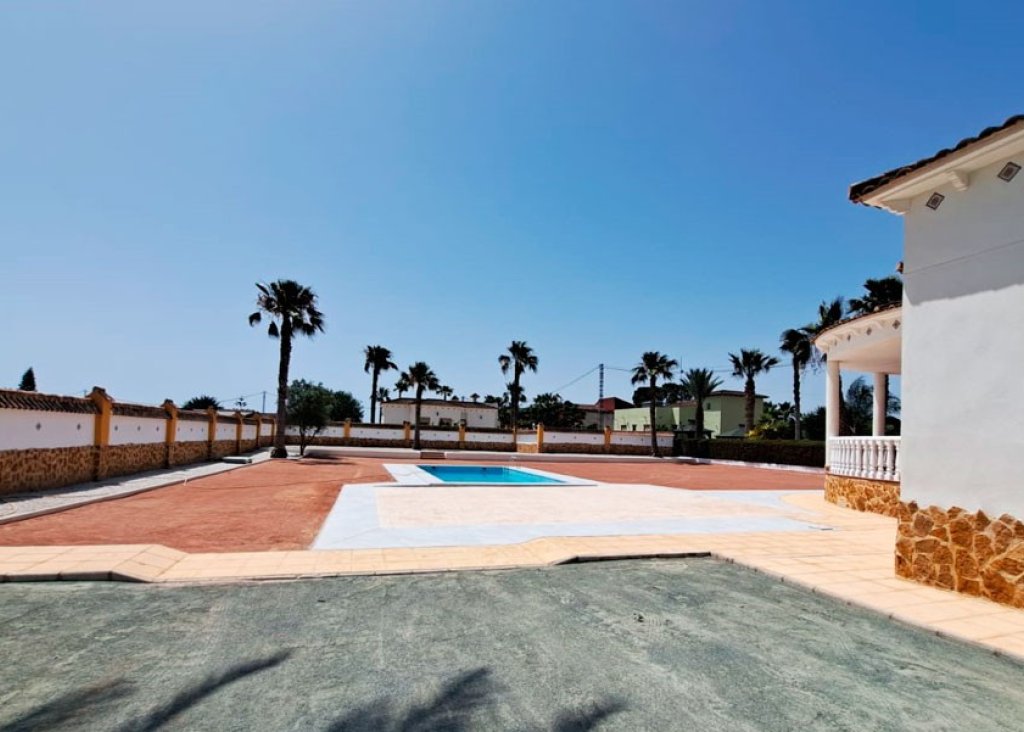 Venta - Finca / Country Property - Catral - Catral - Country