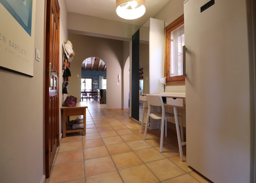 Venta - Finca / Country Property - Catral - Catral - Country