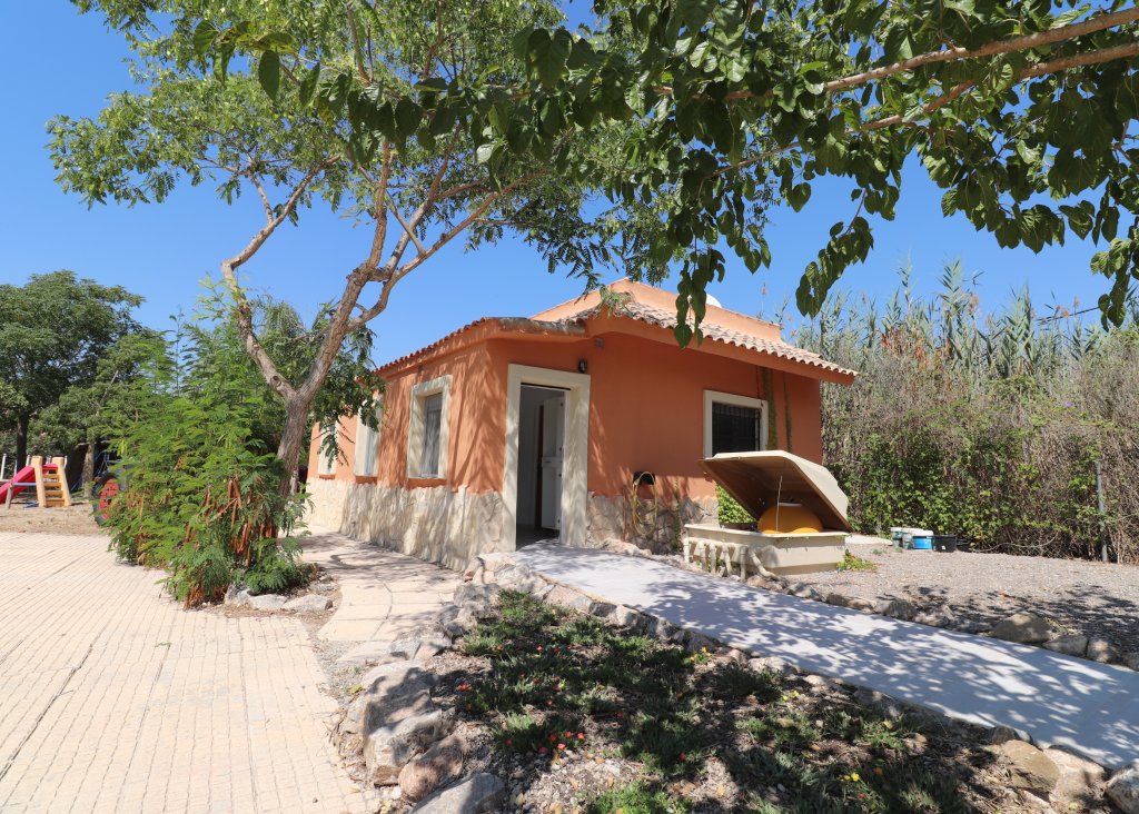 Venta - Finca / Country Property - Catral - Catral - Country