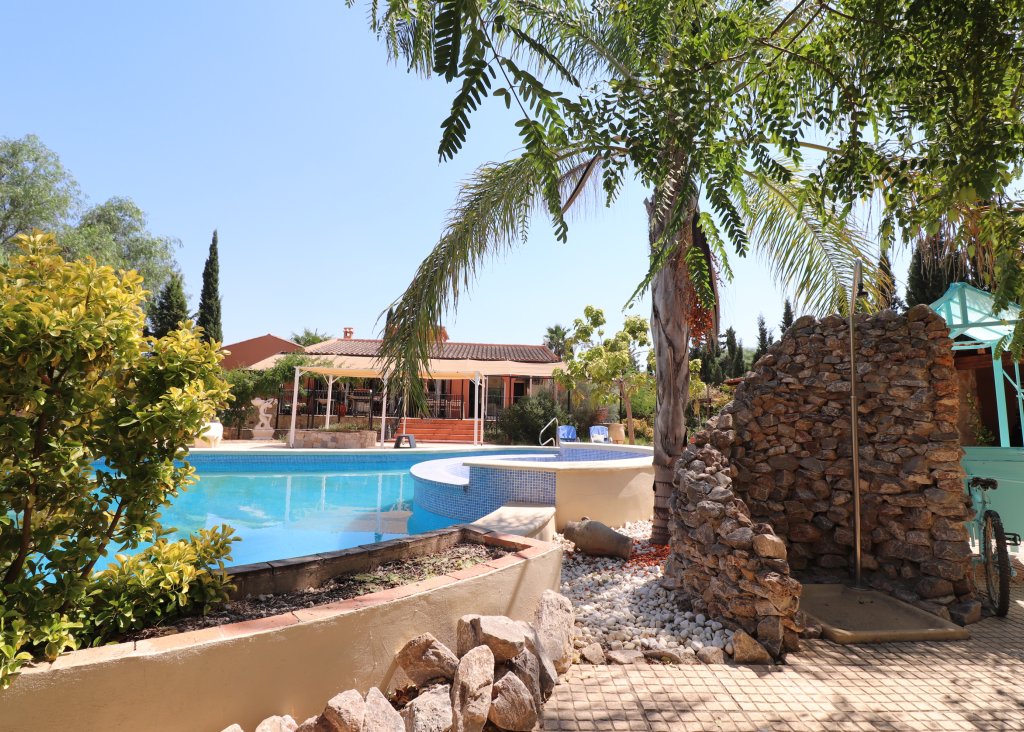 Venta - Finca / Country Property - Catral - Catral - Country