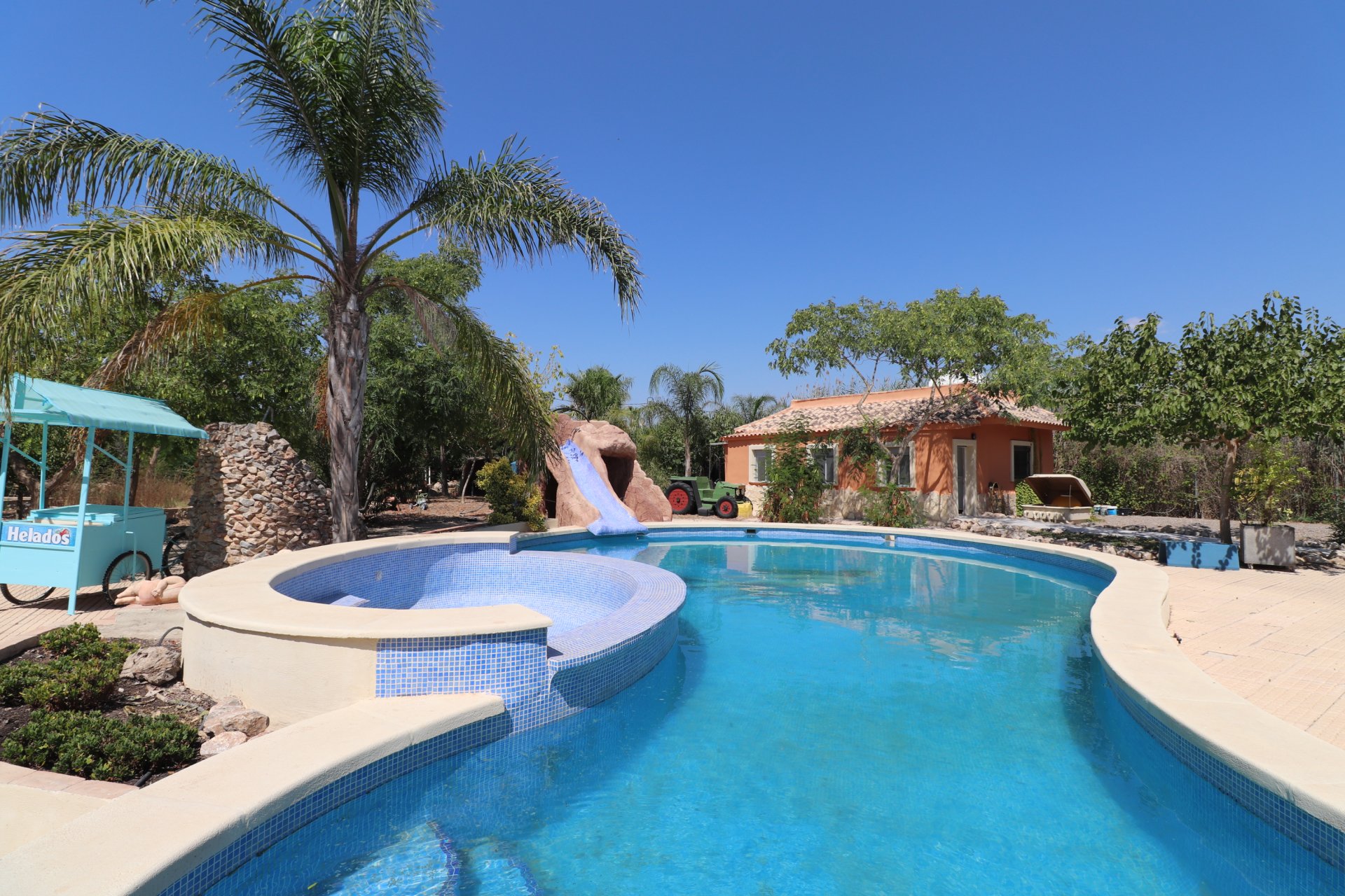 Venta - Finca / Country Property - Catral - Catral - Country