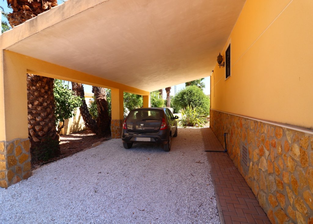 Venta - Finca / Country Property - Catral - Catral - Country