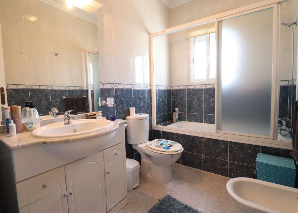 Venta - Finca / Country Property - Catral - Catral - Country