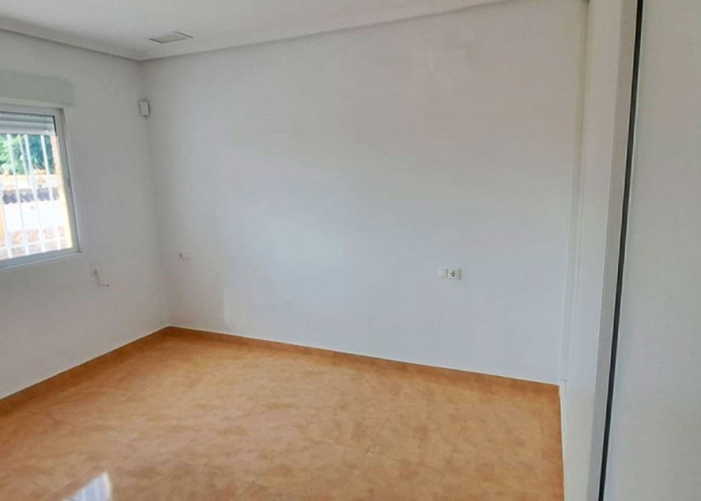 Venta - Finca / Country Property - Catral - Catral - Country