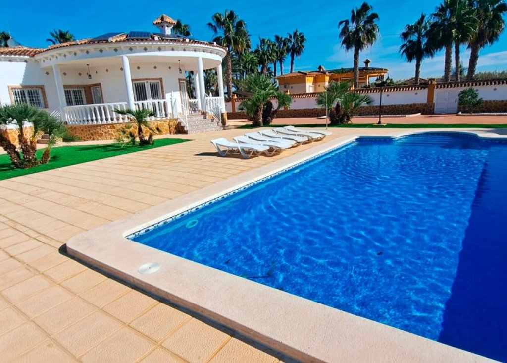 Venta - Finca / Country Property - Catral - Catral - Country