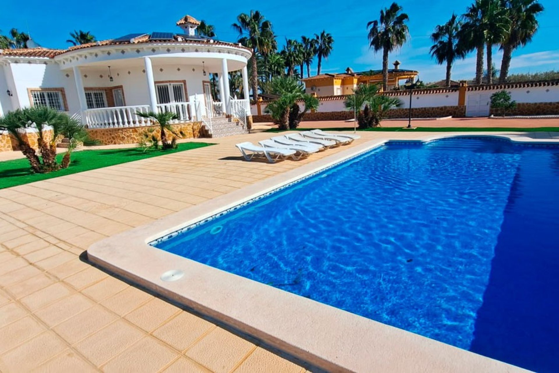 Venta - Finca / Country Property - Catral - Catral - Country