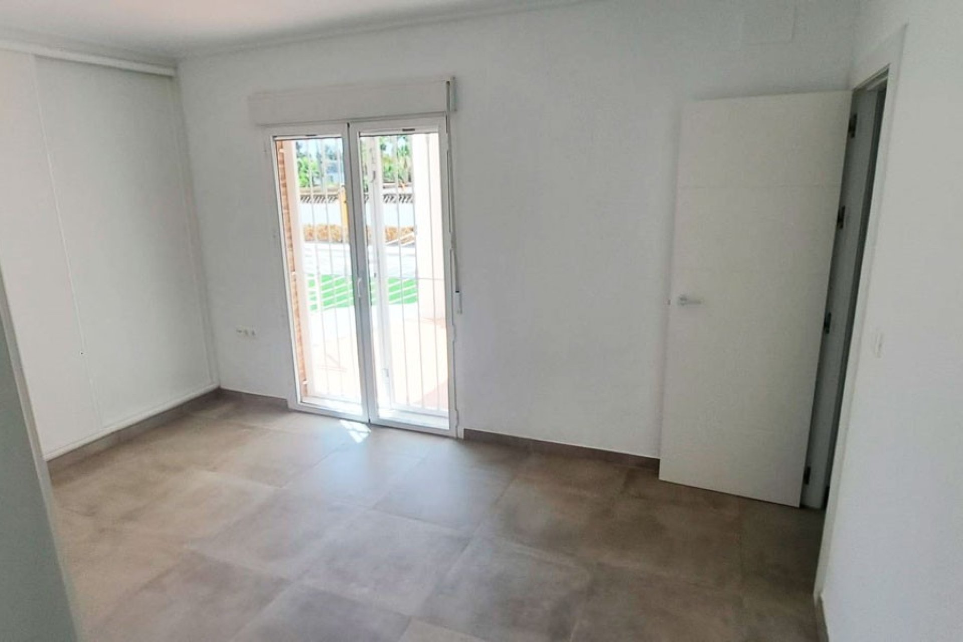 Venta - Finca / Country Property - Catral - Catral - Country