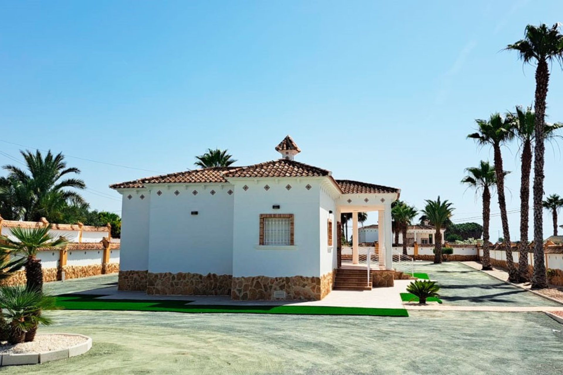 Venta - Finca / Country Property - Catral - Catral - Country