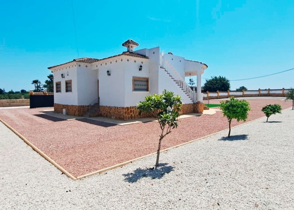 Venta - Finca / Country Property - Catral - Catral - Country