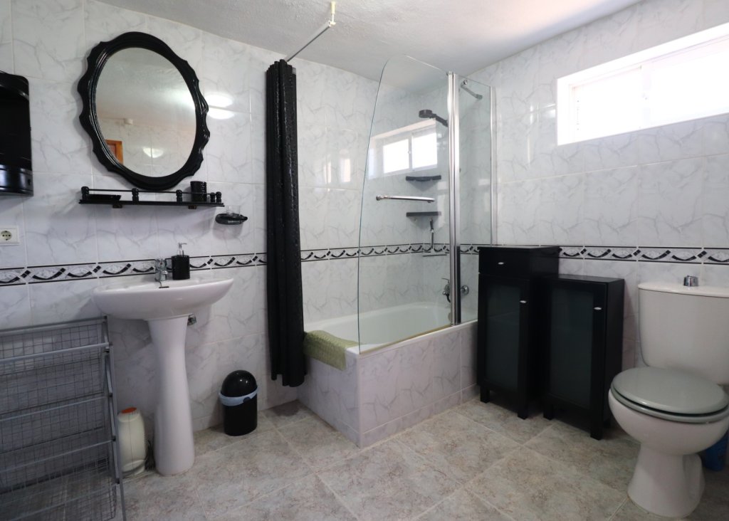 Venta - Finca / Country Property - Crevillente - Crevillente - Country