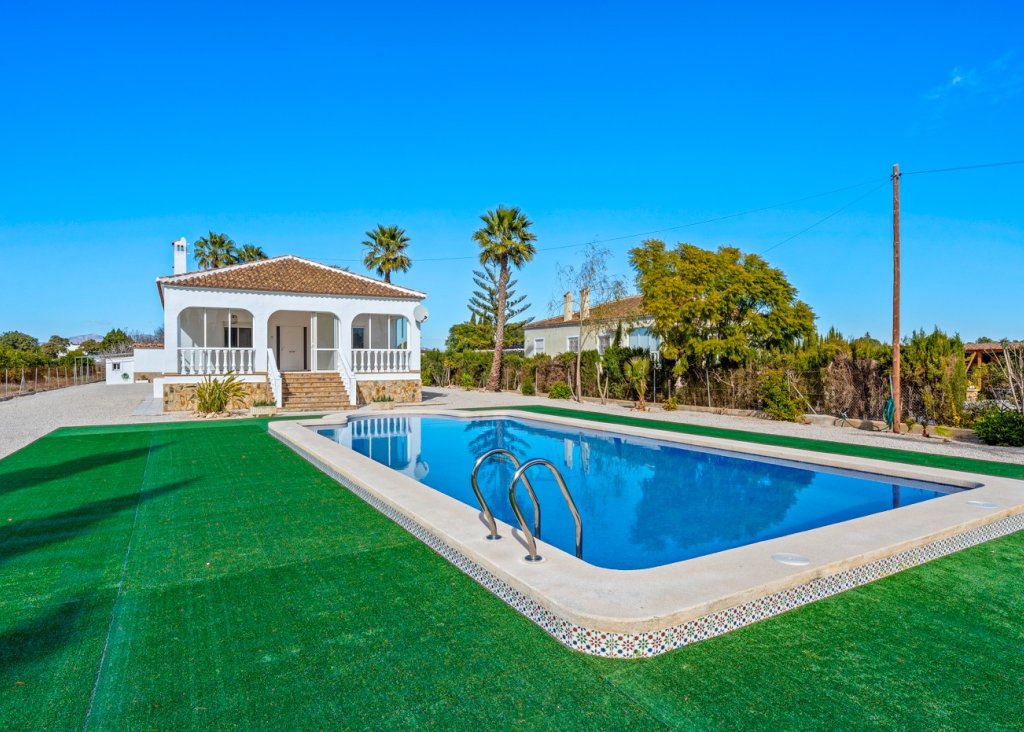 Venta - Finca / Country Property - Dolores