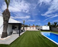 Venta - Finca / Country Property - Elche/Elx - La Marina