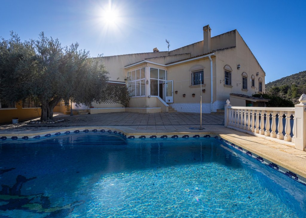 Venta - Finca / Country Property - La Zarza