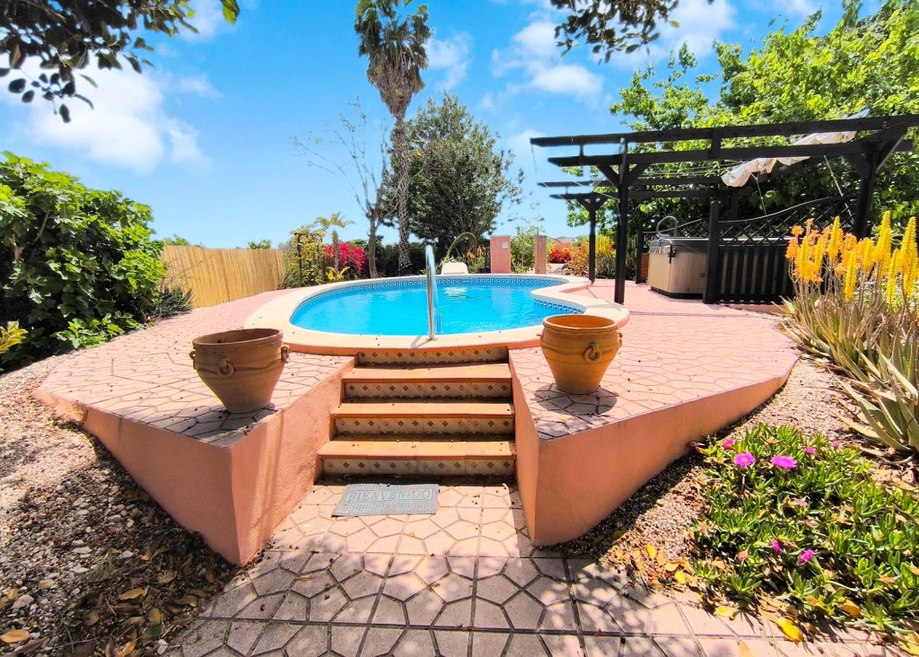 Venta - Finca / Country Property - Orihuela