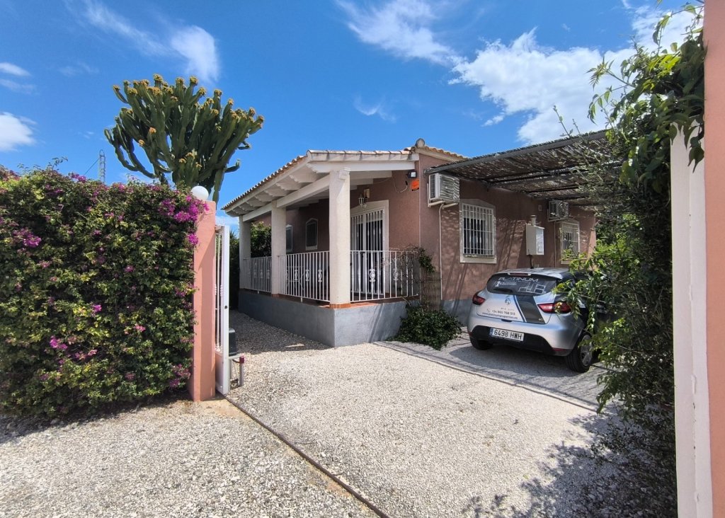 Venta - Finca / Country Property - Orihuela