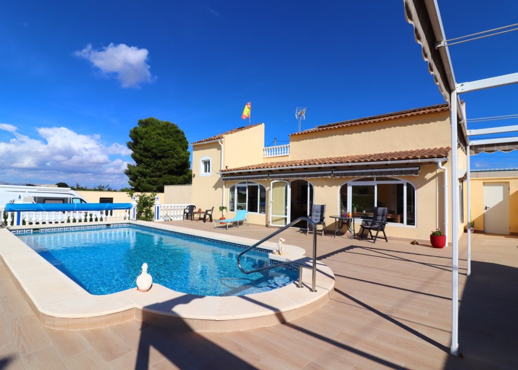 Venta - Finca / Country Property - Rafal - El Mudamiento