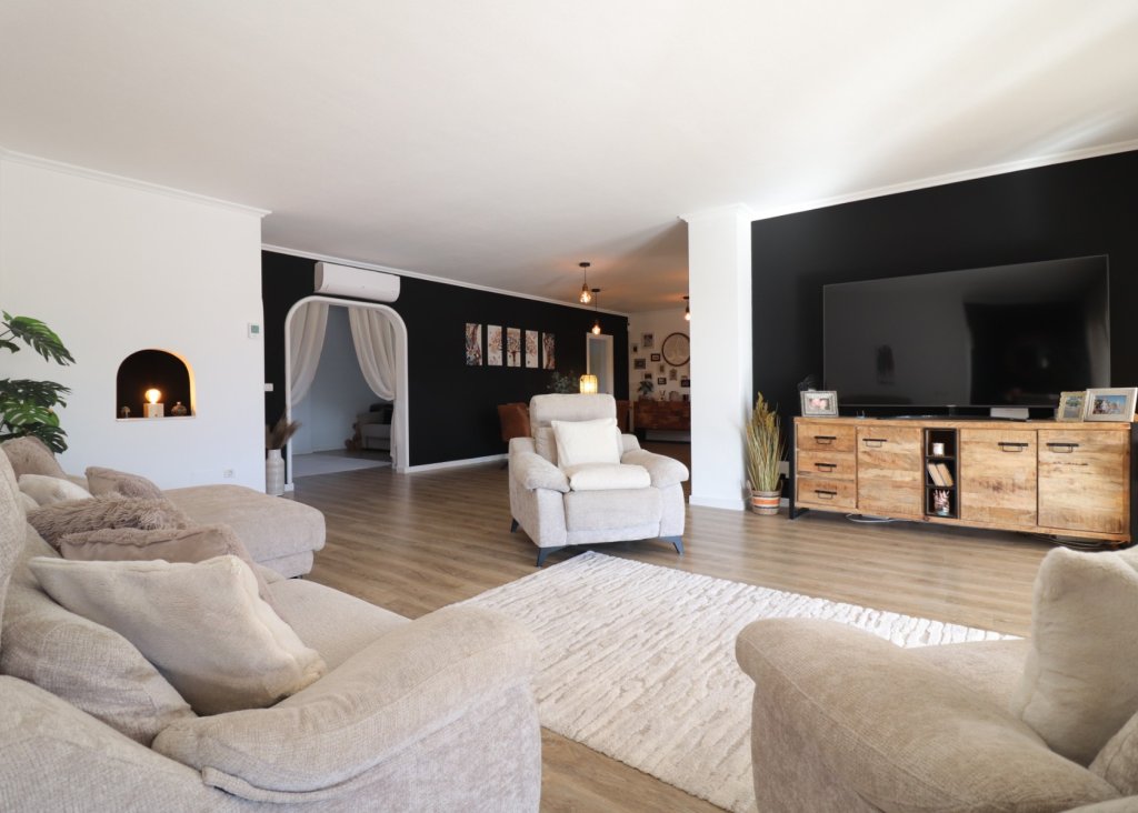 Venta - Finca / Country Property - Rojales - Rojales - Country