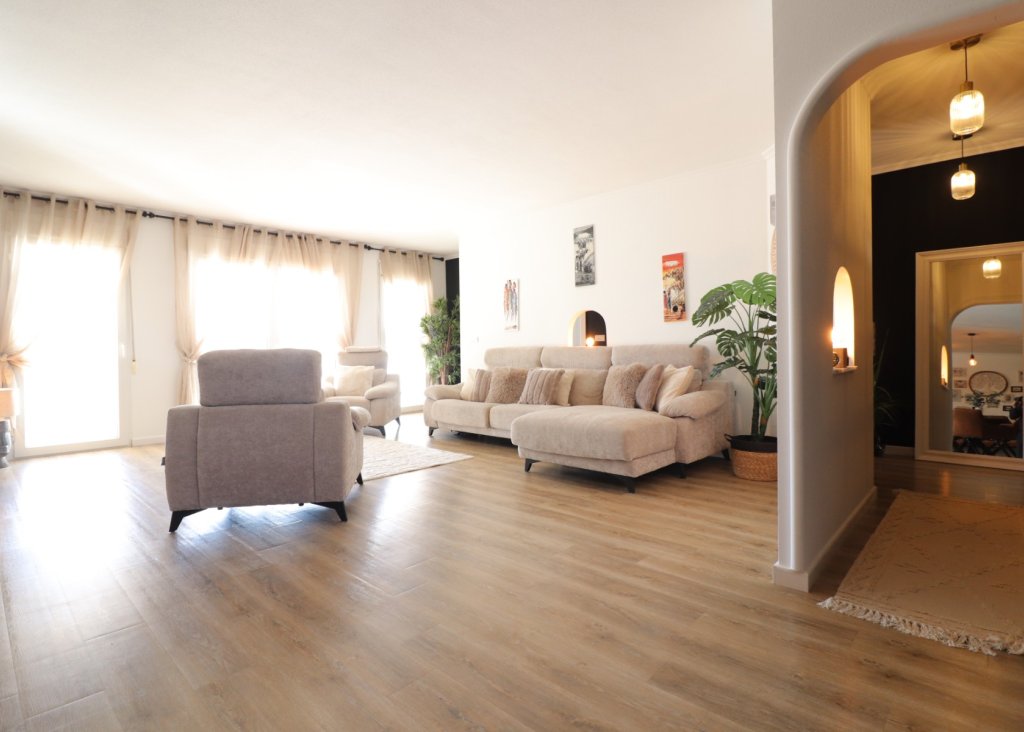 Venta - Finca / Country Property - Rojales - Rojales - Country