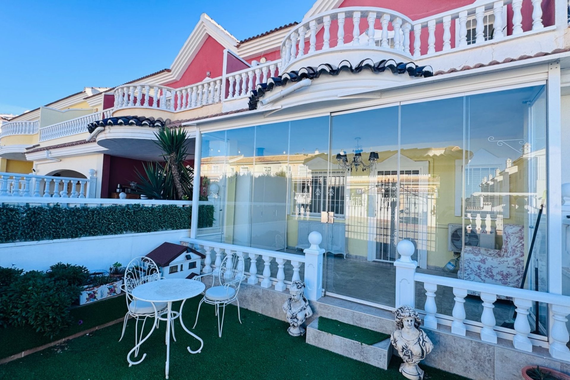 Venta - Terraced house / Townhouse - Benijófar