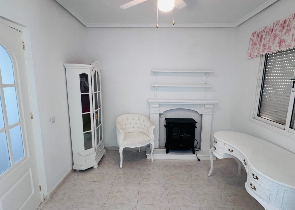 Venta - Terraced house / Townhouse - Benijófar