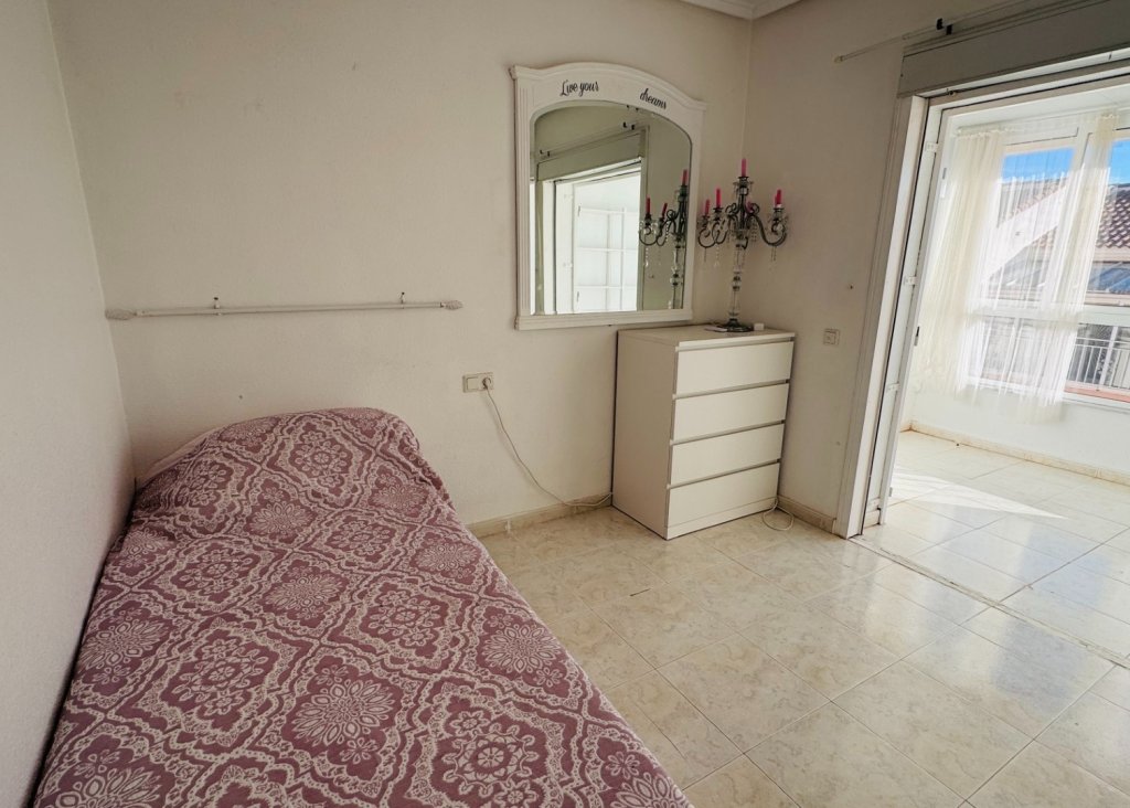 Venta - Terraced house / Townhouse - Benijófar