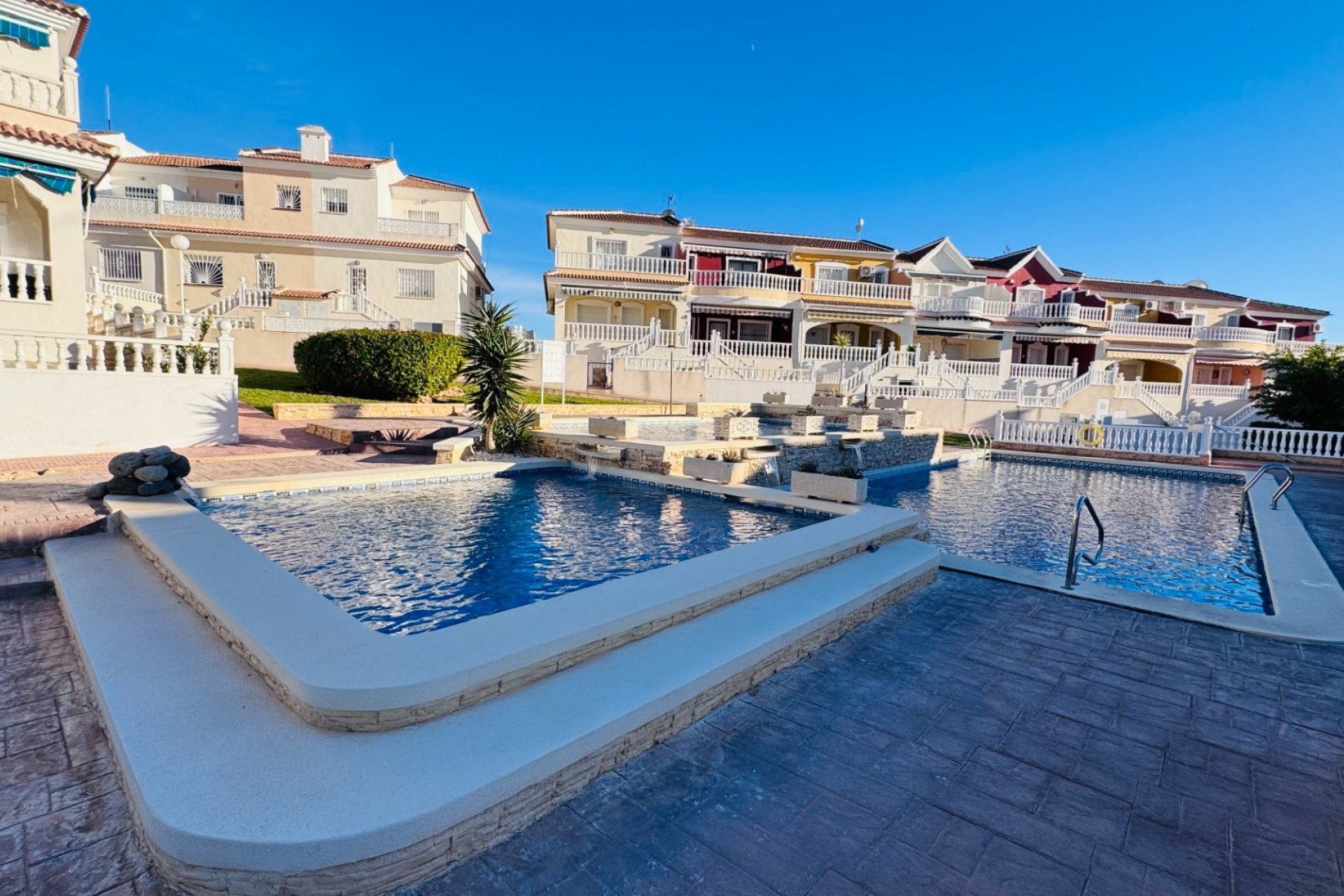 Venta - Terraced house / Townhouse - Benijófar