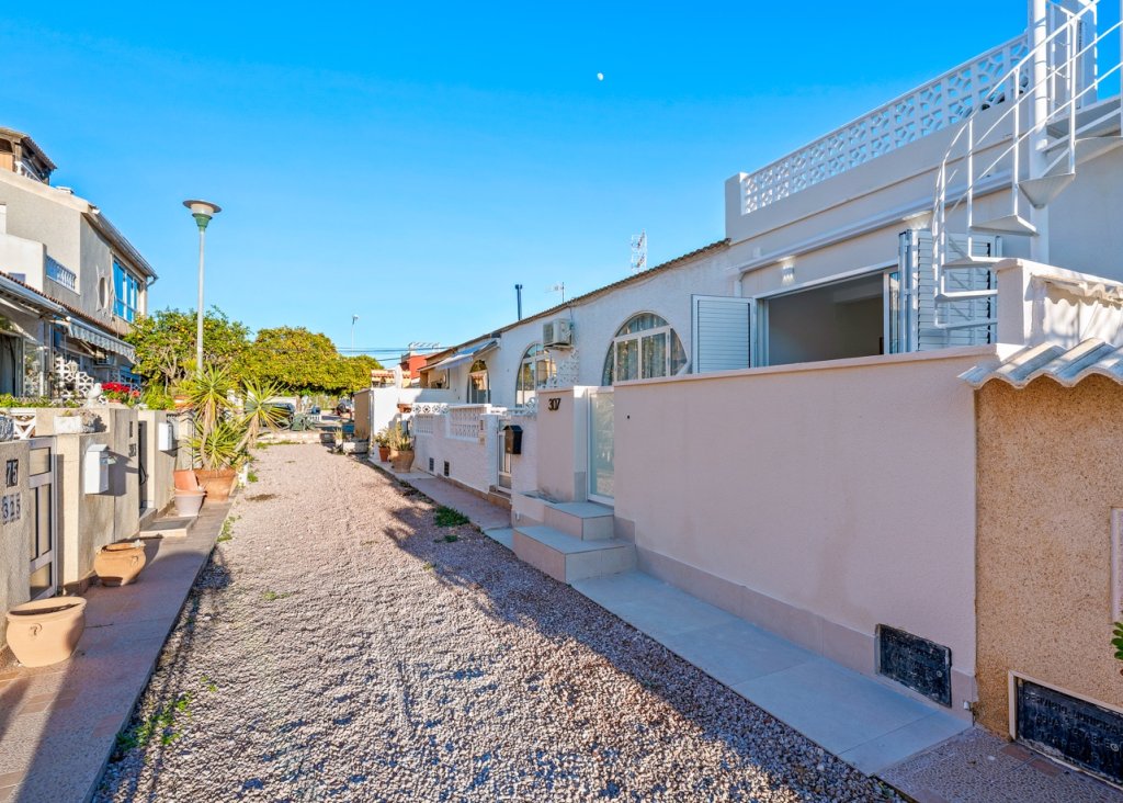 Verkoop - Adosado - Torrevieja - El chaparral